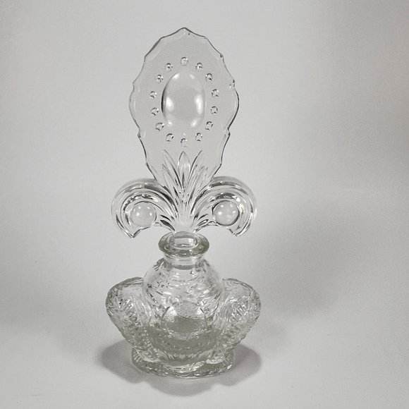 Vtg LE Smith Co Perfume Bottle Fleur de Lis Vanity Beaded Medallion 40s - Picture 3 of 16